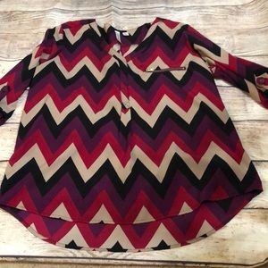 3/4 sleeve chevron blouse